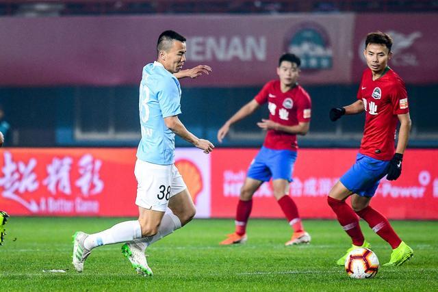 深圳佳兆业主场意外输球，露出破绽